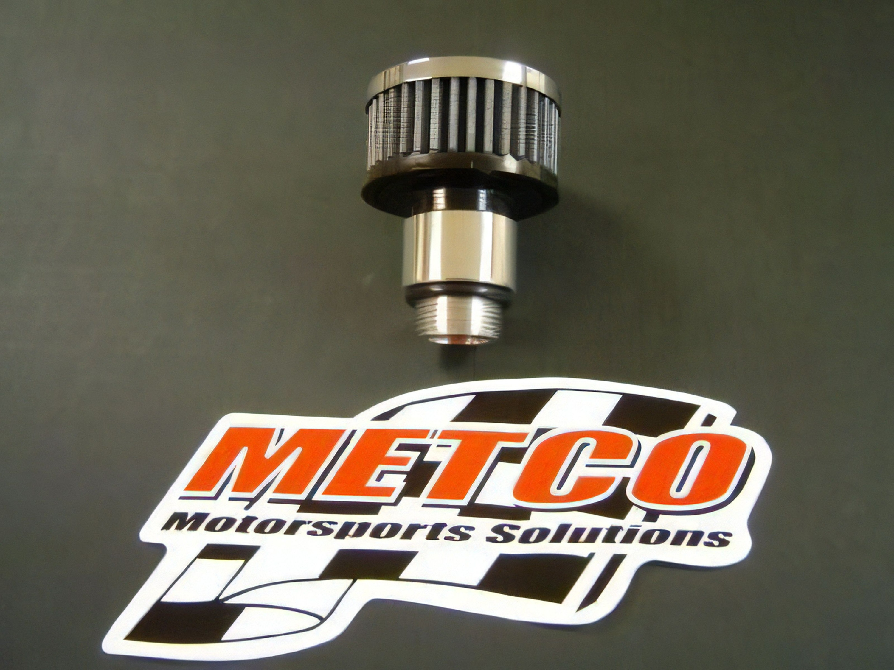 METCO VALVE COVER BREATHER W/CHECK VALVE FOR SCREW IN VALVE COVER 1 5/16"-12 THREAD. INCLUDES HOLLEY COVERS